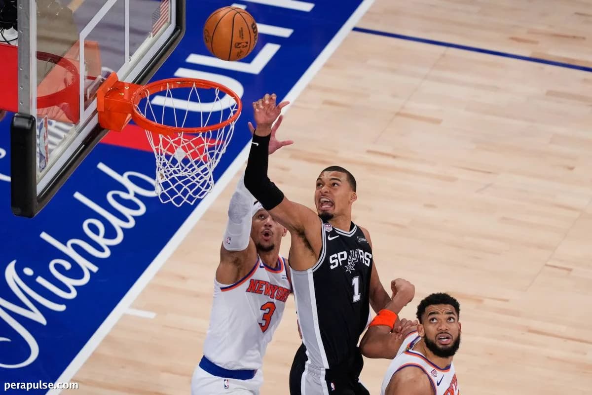 Spurs Join Growing List of Notable Sports Collapses